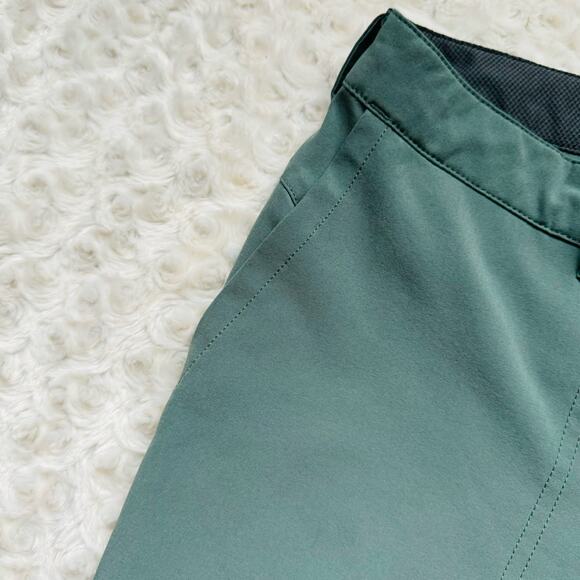 Patagonia Womens Happy Hike Capri Lightweight 50+ UPF Khaki Green Pants Sz 6 - Picture 6 of 14